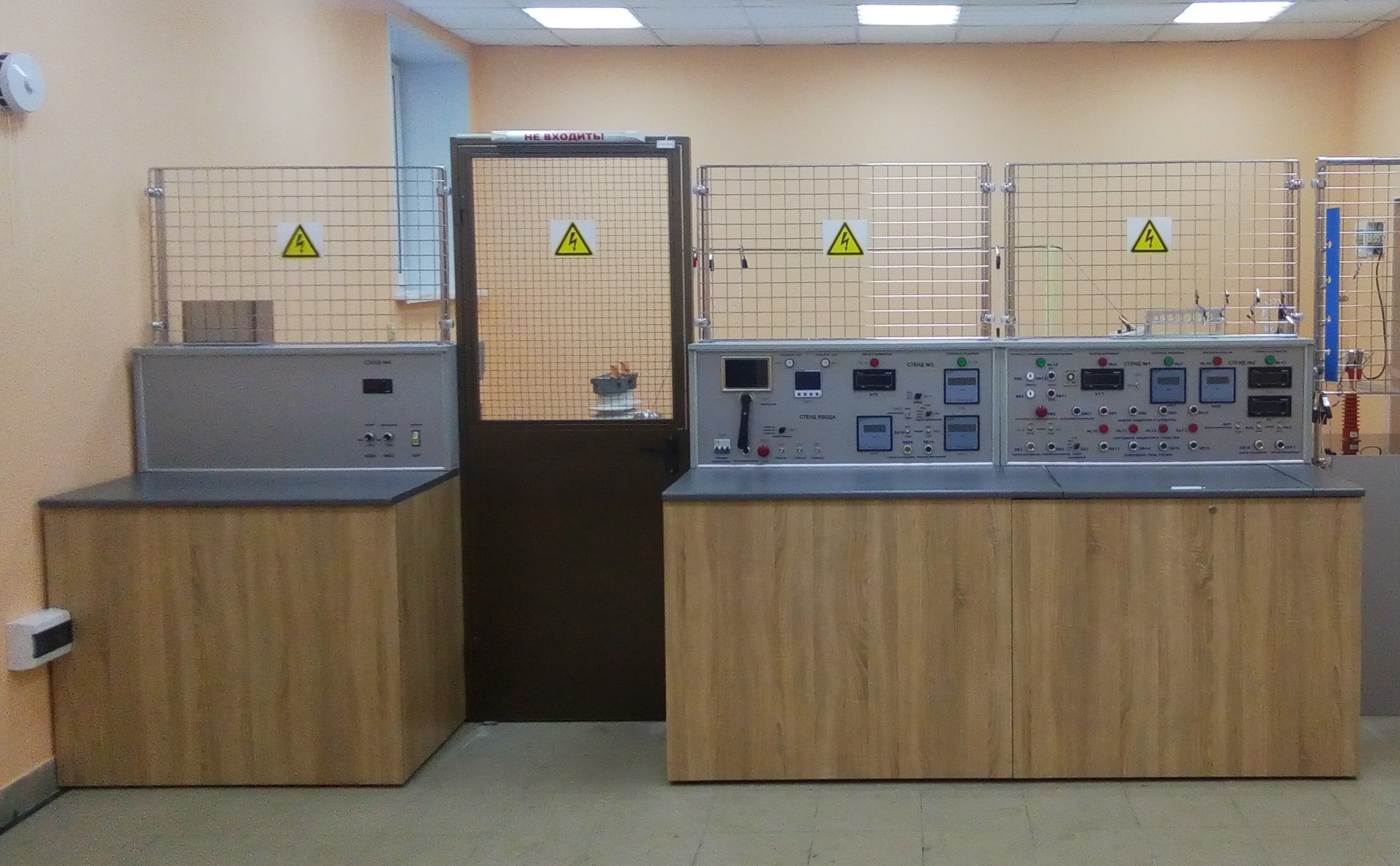 ЛЭИС-100К — лаборатория для испытания защитных средств и электрооборудования