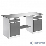 ВР-18+ТМБ-02+ТМБ-02/№4 — верстак — оснащенный двумя тумбами ТМБ-02 — тип столешницы №4