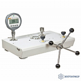 Fluke P5513-20M — пневматический насос для сравнительных испытаний 20 МПа